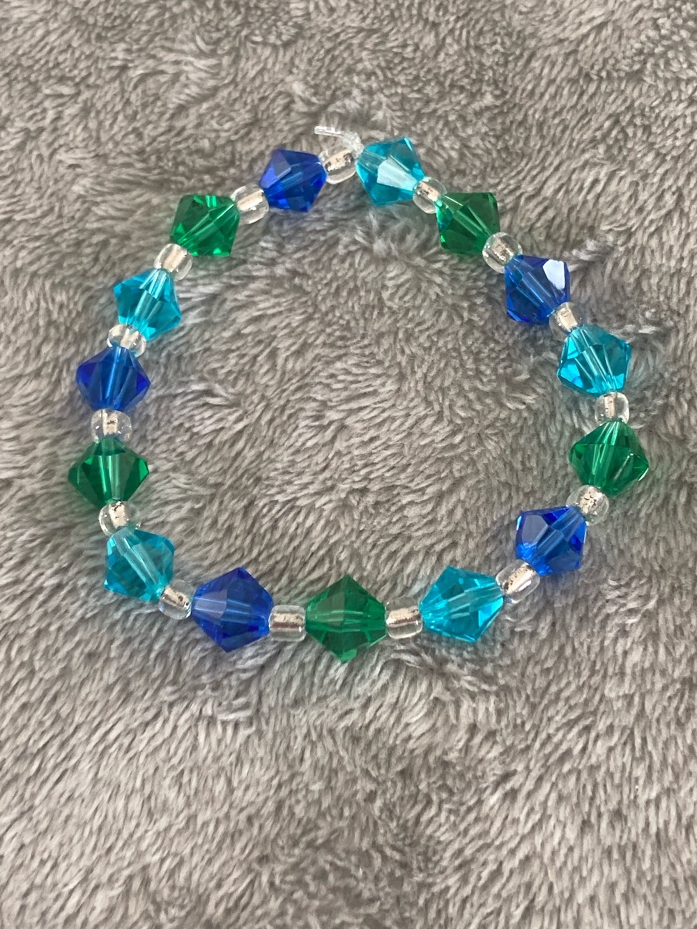 Blue and green diamond shaped beaded bracelet